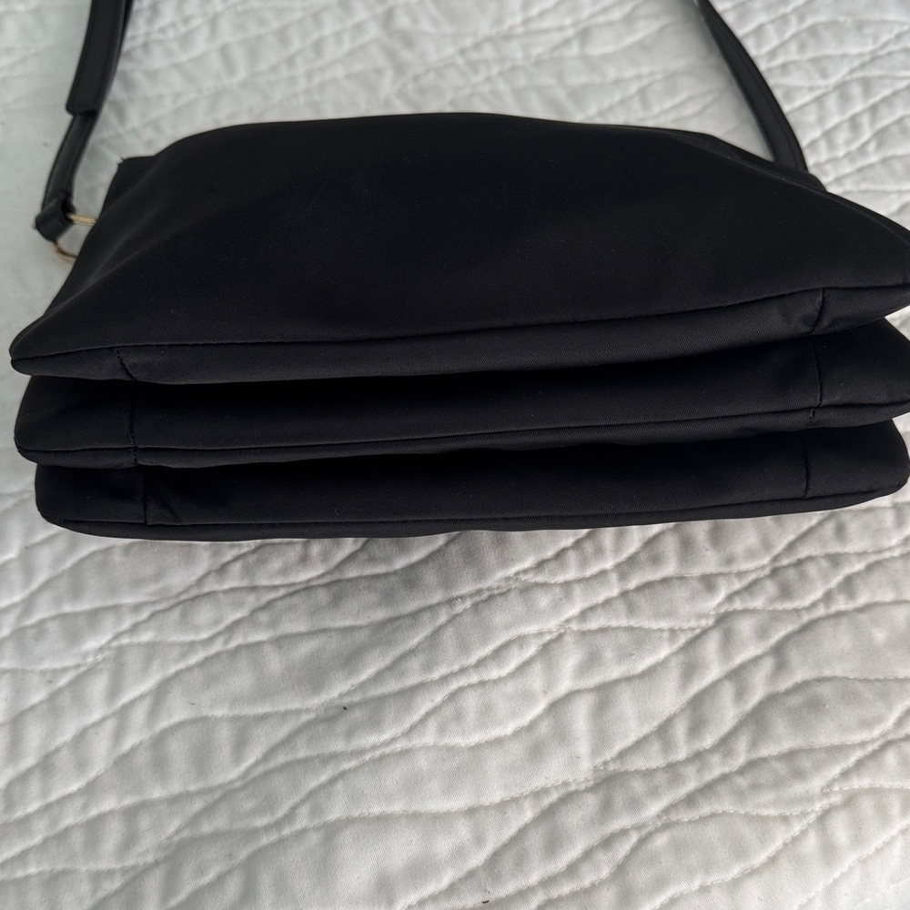 Kate Spade Black Crossbody with Gold Accents - Picture 5 of 12